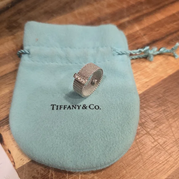 Tiffany & Co. Silver Mesh Ring - Picture 3 of 7